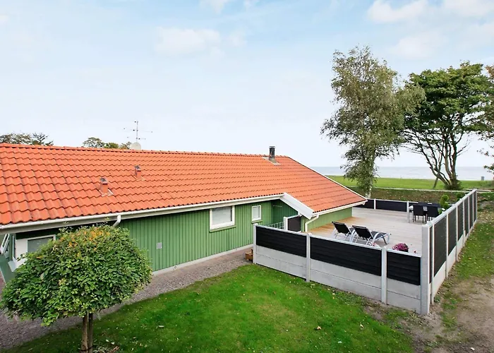 Holiday home Seaside Bliss With - By Traum *