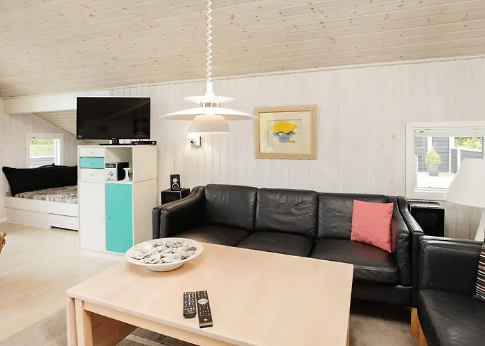 Seaside Bliss With - By Traum Holiday home